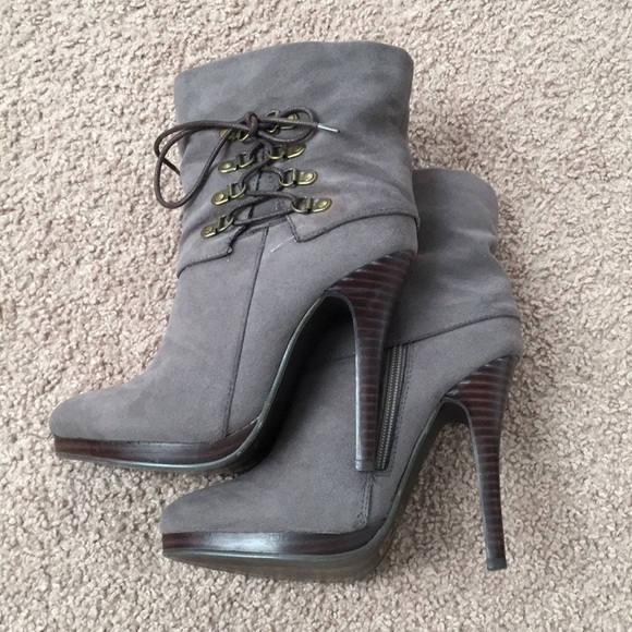 Tinley Road | Cuffed Booties - Picture 2 of 7